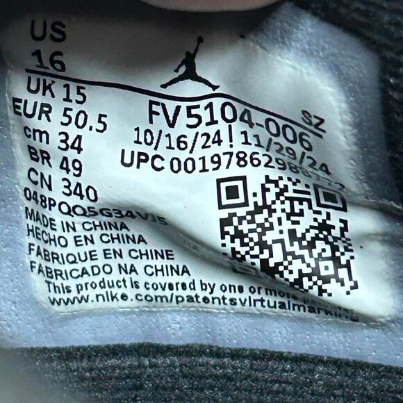 Jordan 11 low bred black main image 6